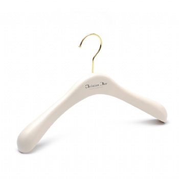 Custom Brand White Jacket Wooden Hanger HUafone